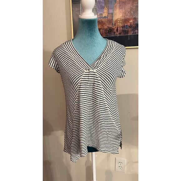 Anthropologie Tops - Anthropologie Postmark Asymmetrical Striped Womens Top